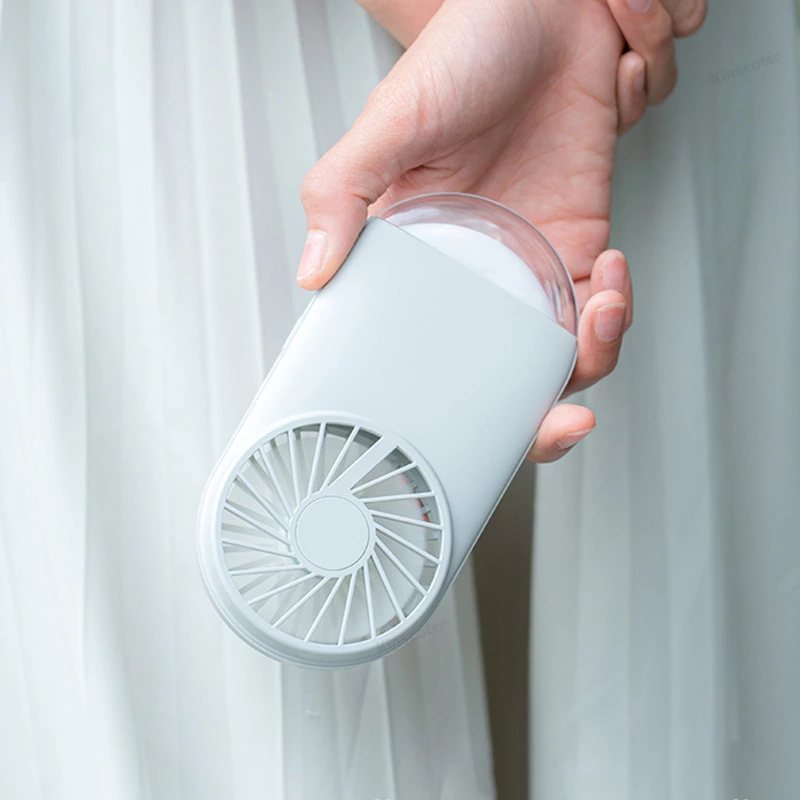 Coolness and light in your pocket: a practical mini portable fan with night light